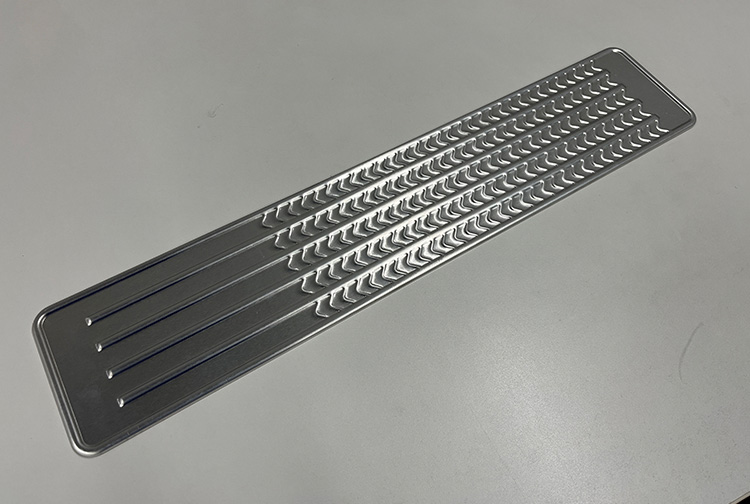 ッテリー冷却プレート:クールフィットプレート®